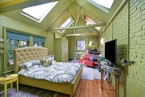 Bedroom- click for photo gallery